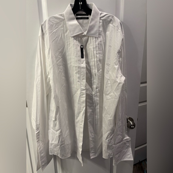 Saks Fifth Avenue White - Picture 1 of 4